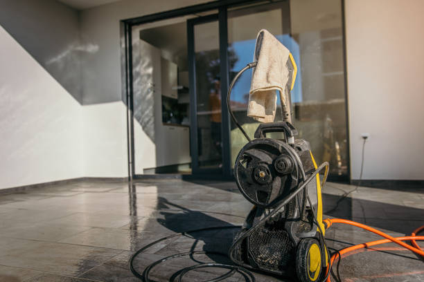 Best Sidewalk and Walkway Cleaning  in Fruitridge Pocket, CA